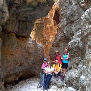 garganta imbros, paredes