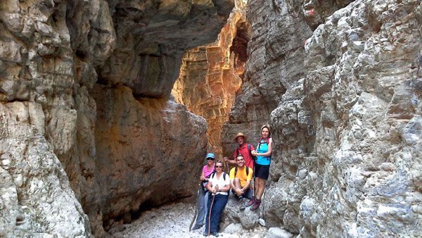garganta imbros, paredes