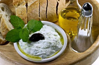 entrantes tzatziki receta