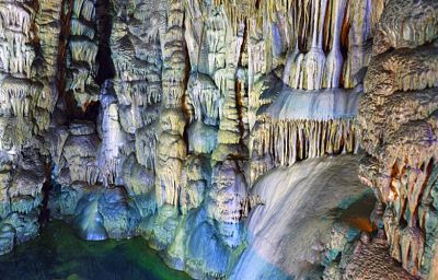 Cueva Dikteon Andron 3