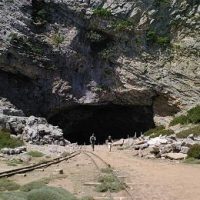 cueva de ideon andron