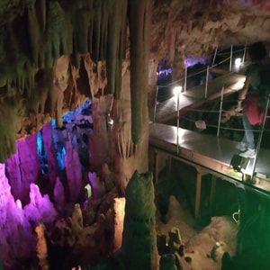 cueva de Sfendoni, Zoniana